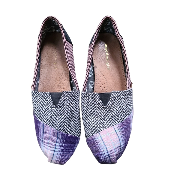 Madden Girl Shoes - Madden Girl Gloriee Flat Peace Love Shoes Slip Ons Size 9